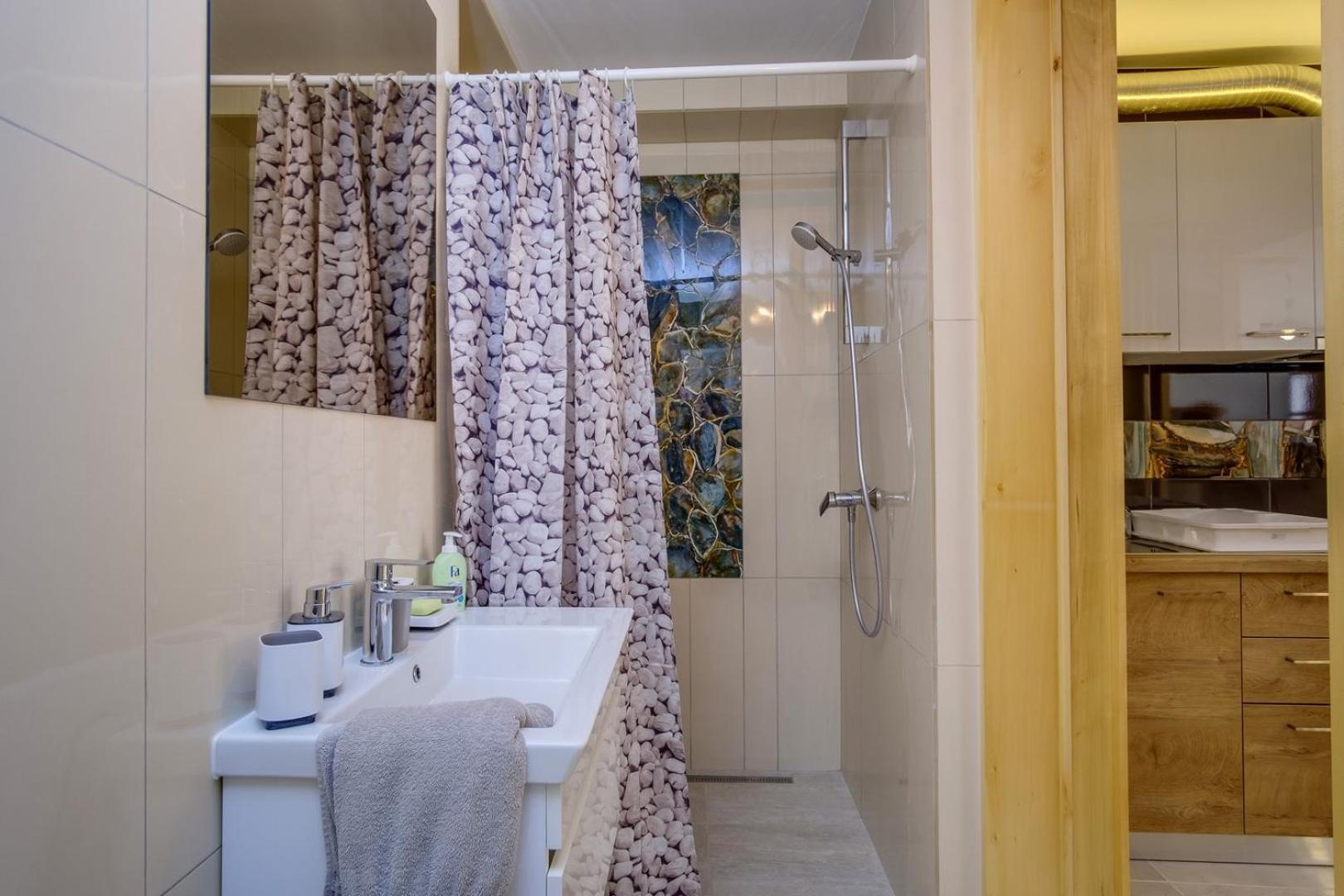 Elegant Apartment Iris Mali Lošinj Esterno foto